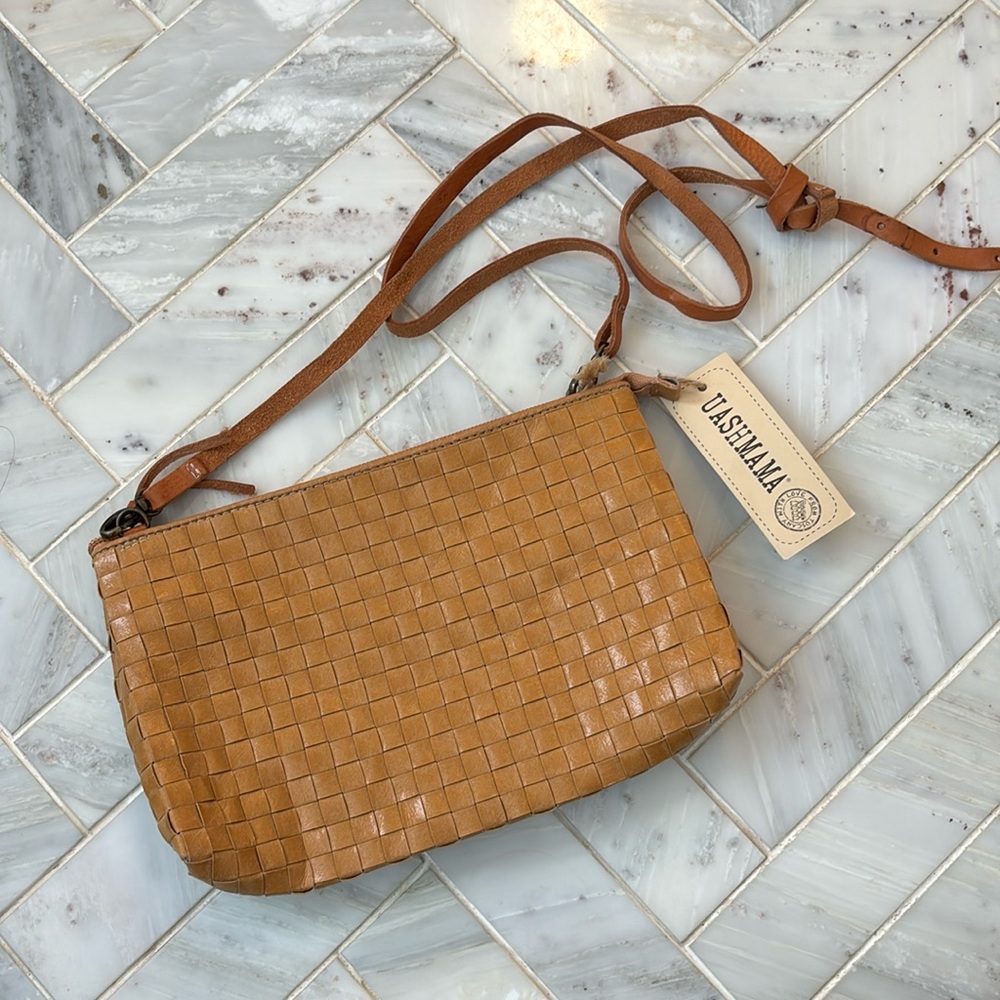 NWT Authentic Leather Uashmana cross body bag